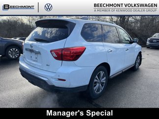 Used 2019 Nissan Pathfinder SV image 1