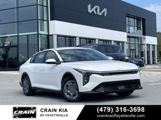 New 2025 Kia K4 LX image 1
