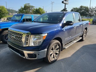 Used 2019 Nissan Titan SV w/ SV Convenience Package image 1