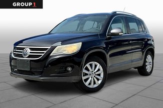 Used 2011 Volkswagen Tiguan S image 1