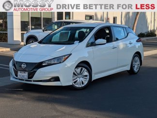 Used 2023 Nissan Leaf S image 1