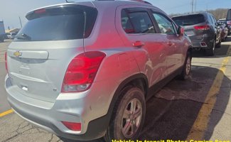 Used 2018 Chevrolet Trax LT w/ LT Convenience Package image 1
