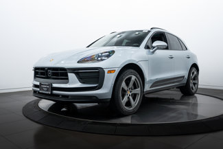 Certified 2023 Porsche Macan image 1
