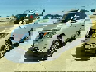 Used 2015 Nissan Pathfinder SL w/ SL Premium Package image 1