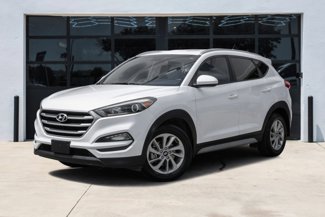 Used 2017 Hyundai Tucson SE image 1