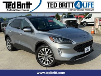Used 2022 Ford Escape Titanium w/ Class II Trailer Tow Package image 1