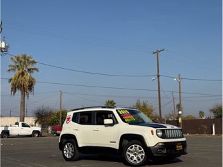 Used 2015 Jeep Renegade Latitude image 1