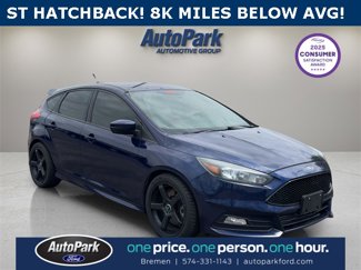 Used 2017 Ford Focus ST image 1