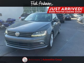 Used 2017 Volkswagen Jetta SEL image 1