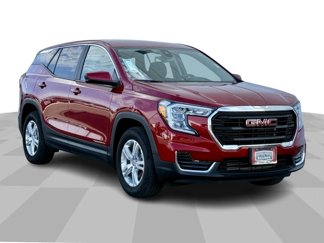 Used 2024 GMC Terrain SLE image 1