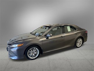 Used 2018 Toyota Camry XLE image 1