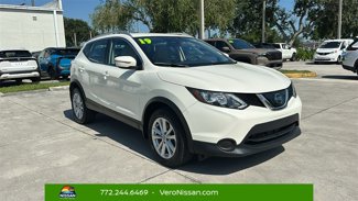 Used 2019 Nissan Rogue Sport SV image 1