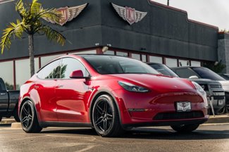 Used 2022 Tesla Model Y Performance image 1