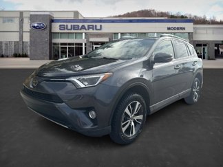 Used 2017 Toyota RAV4 XLE image 1