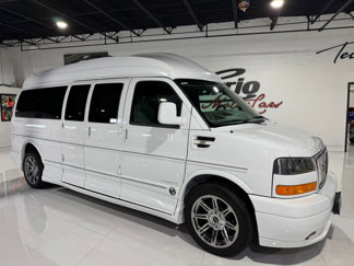 Used 2015 GMC Savana 2500 Extended image 1