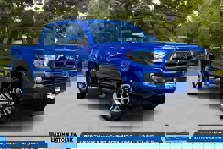 Used 2016 Toyota Tacoma Limited w/ Towing Package image 1