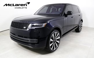 Used 2023 Land Rover Range Rover Long Wheelbase SE image 1