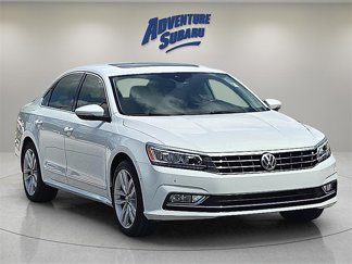 Used 2017 Volkswagen Passat 3.6 SEL Premium image 1