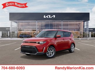 New 2025 Kia Soul LX image 1