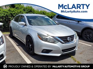 Used 2016 Nissan Altima 2.5 SR image 1