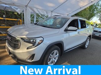 Used 2018 GMC Terrain SLE w/ Driver Convenience Package image 1