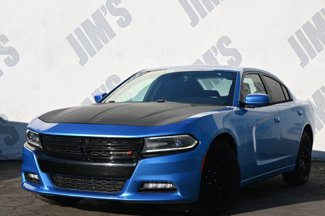 Used 2015 Dodge Charger SXT w/ Driver Confidence Group image 1