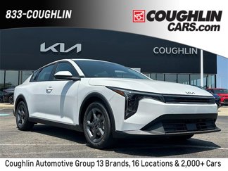 New 2025 Kia K4 LXS image 1