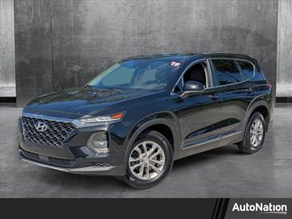 Used 2019 Hyundai Santa Fe SE image 1