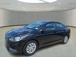 Used 2021 Hyundai Accent SE image 1