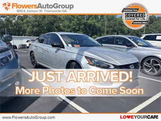 Used 2023 Nissan Altima 2.5 SR image 1