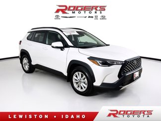 Certified 2022 Toyota Corolla Cross LE w/ Moonroof Package image 1