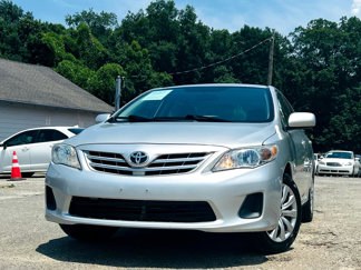 Used 2013 Toyota Corolla LE image 1