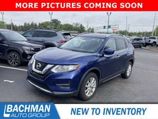 Used 2017 Nissan Rogue SV image 1