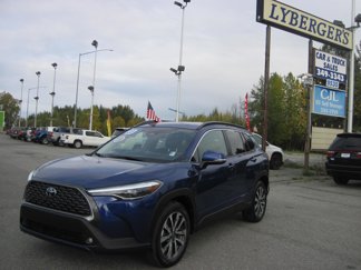 Used 2023 Toyota Corolla Cross XLE image 1