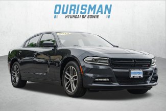 Used 2019 Dodge Charger SXT image 1