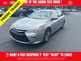 Used 2015 Toyota Camry SE image 1
