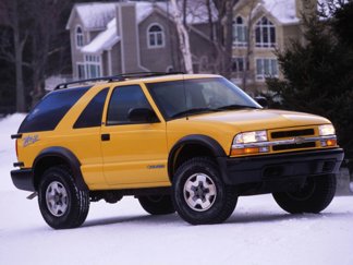 Used 2004 Chevrolet Blazer LS w/ Preferred Equipment Group image 1