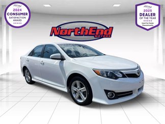 Used 2014 Toyota Camry SE image 1