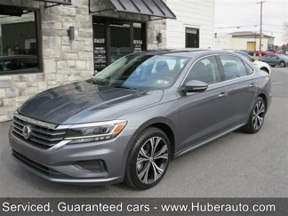 Used 2022 Volkswagen Passat 2.0T SE image 1