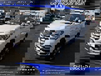 Used 2017 Hyundai Santa Fe Sport image 1
