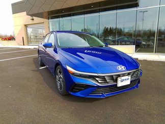 New 2025 Hyundai Elantra SEL image 1