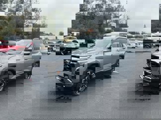 New 2025 Chevrolet Equinox ACTIV w/ Convenience Package III image 1