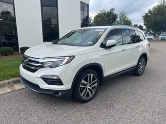 Used 2017 Honda Pilot Elite image 1
