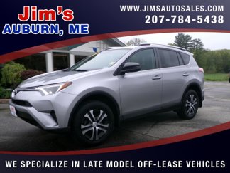 Used 2016 Toyota RAV4 LE image 1