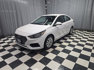 Used 2021 Hyundai Accent SE image 1