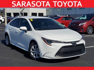 Certified 2022 Toyota Corolla LE image 1