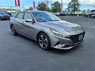 Used 2023 Hyundai Elantra Limited w/ Preferred Accessory Package image 1