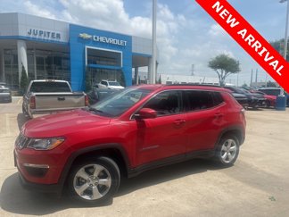 Used 2017 Jeep Compass Latitude w/ Popular Equipment Group image 1