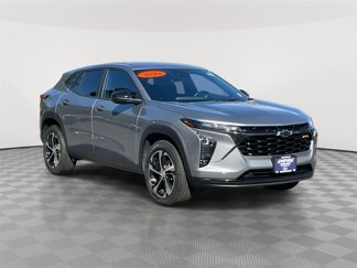 Used 2024 Chevrolet Trax RS w/ Sunroof Package image 1