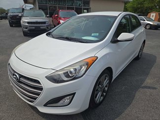 Used 2016 Hyundai Elantra GT w/ Option Group 02 image 1